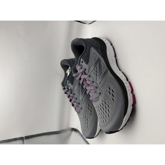 New Balance W840G04 Women's Running Shoes Size 5 Narrow - Picture 5 of 13